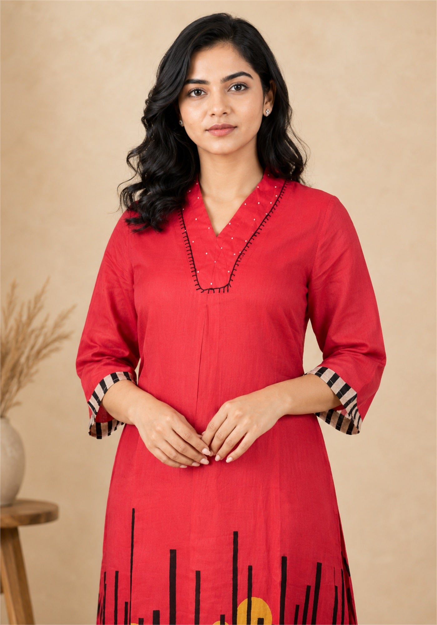 Red Cotton Floral Border Kurta Pant Set - Ashoka Threads - K2-D4-26-RED - view 3