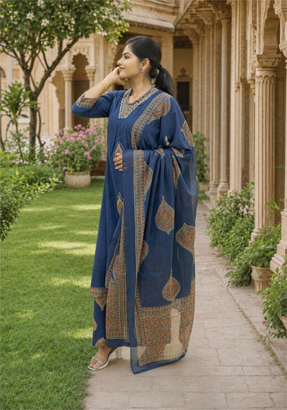 Royal Blue Cotton Paisley Border Kurta Pant Set with Dupatta - Ashoka Threads - K3-D12-26-ROB - view 3