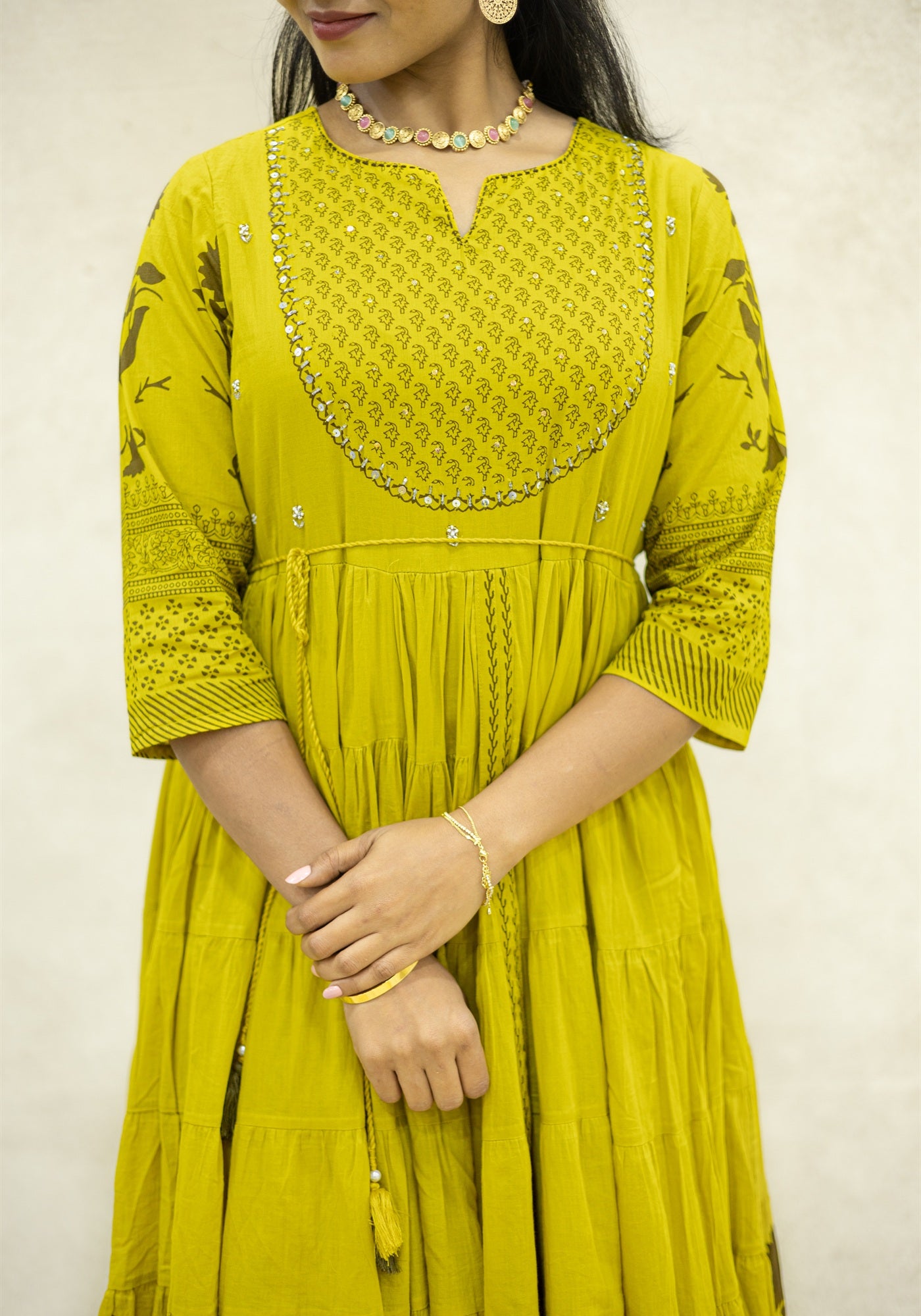 Ivory & Mustard Yellow Floral Kurta Pant Set with Dupatta - Ivory Mustard Yellow
