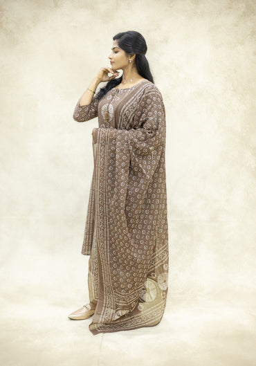 Dark Brown Ethnic Printed Kurta Pant Set with Dupatta - Dark Brown - view 2