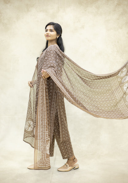 Dark Brown Ethnic Printed Kurta Pant Set with Dupatta - Dark Brown - view 4