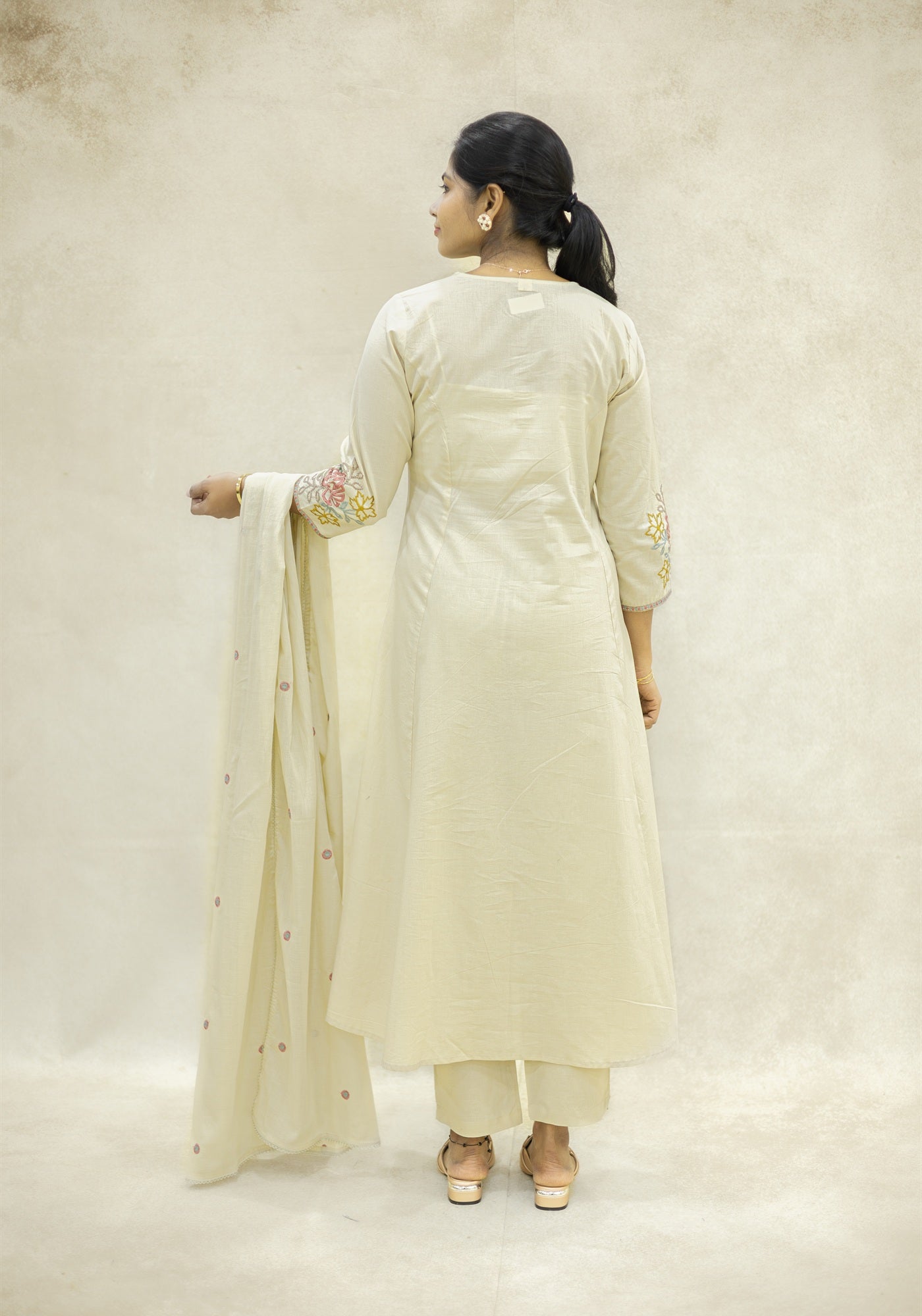 Light Cream Floral Kurta Pant Set with Dupatta - Light Cream