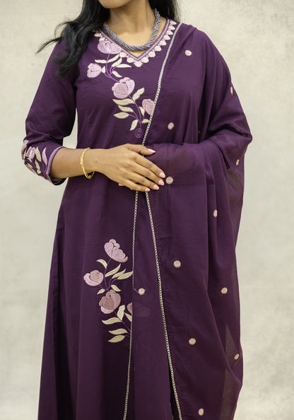 Purple Floral Kurta Pant Set with Dupatta - Purple