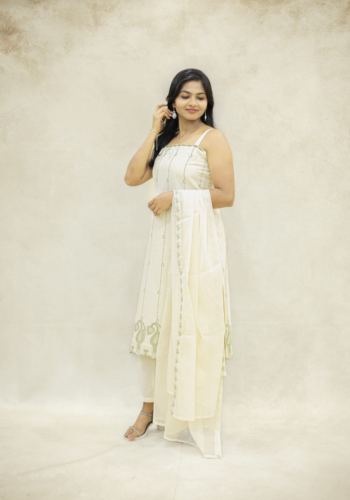 Ivory Cream Sage Motif Kurta Pant Set with Dupatta - Ivory Cream Sage - view 3