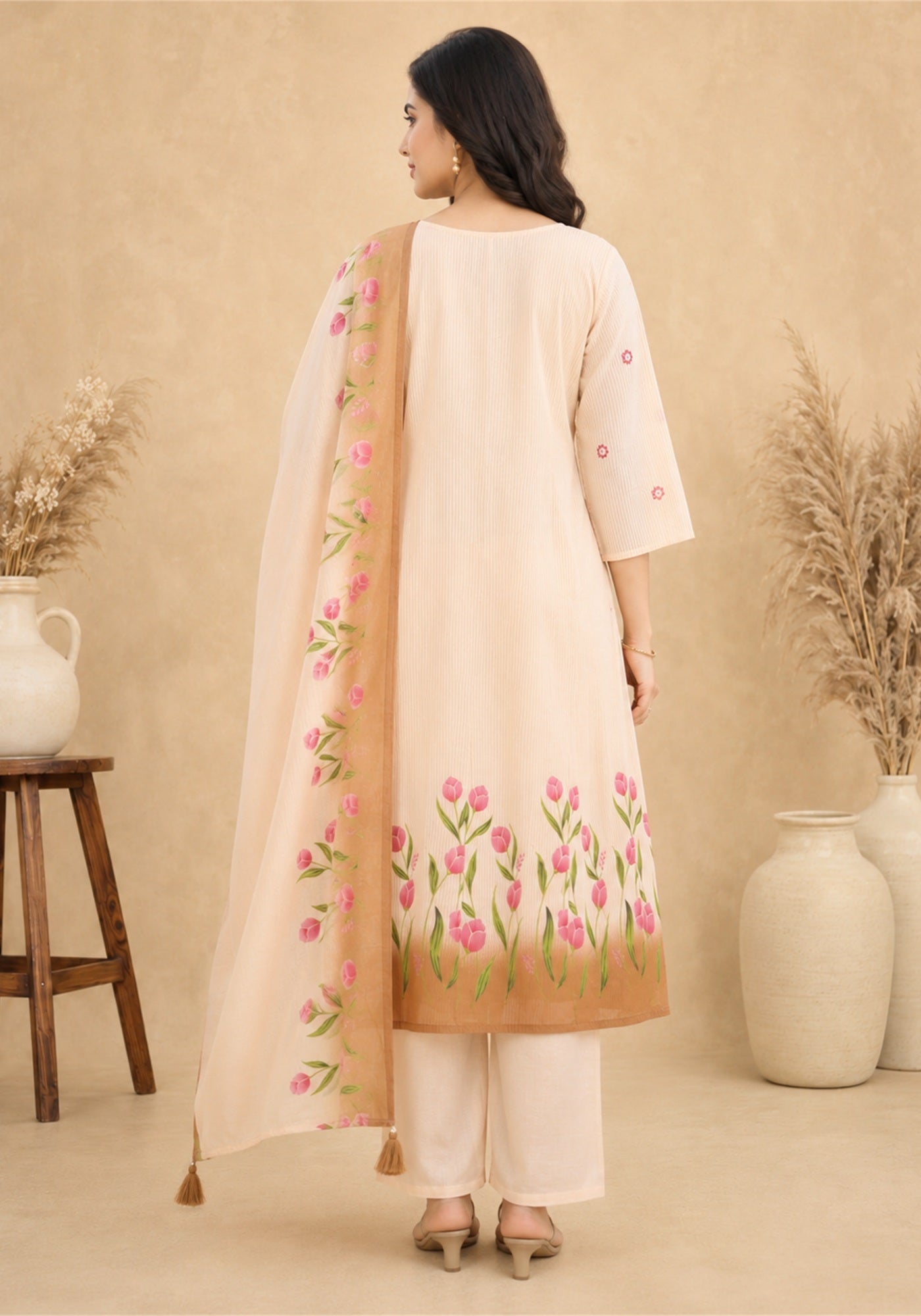 Blush Pink Cotton Floral Embroidered Kurta Pant Set with Dupatta - Blush Pink with Rose Pink - view 5