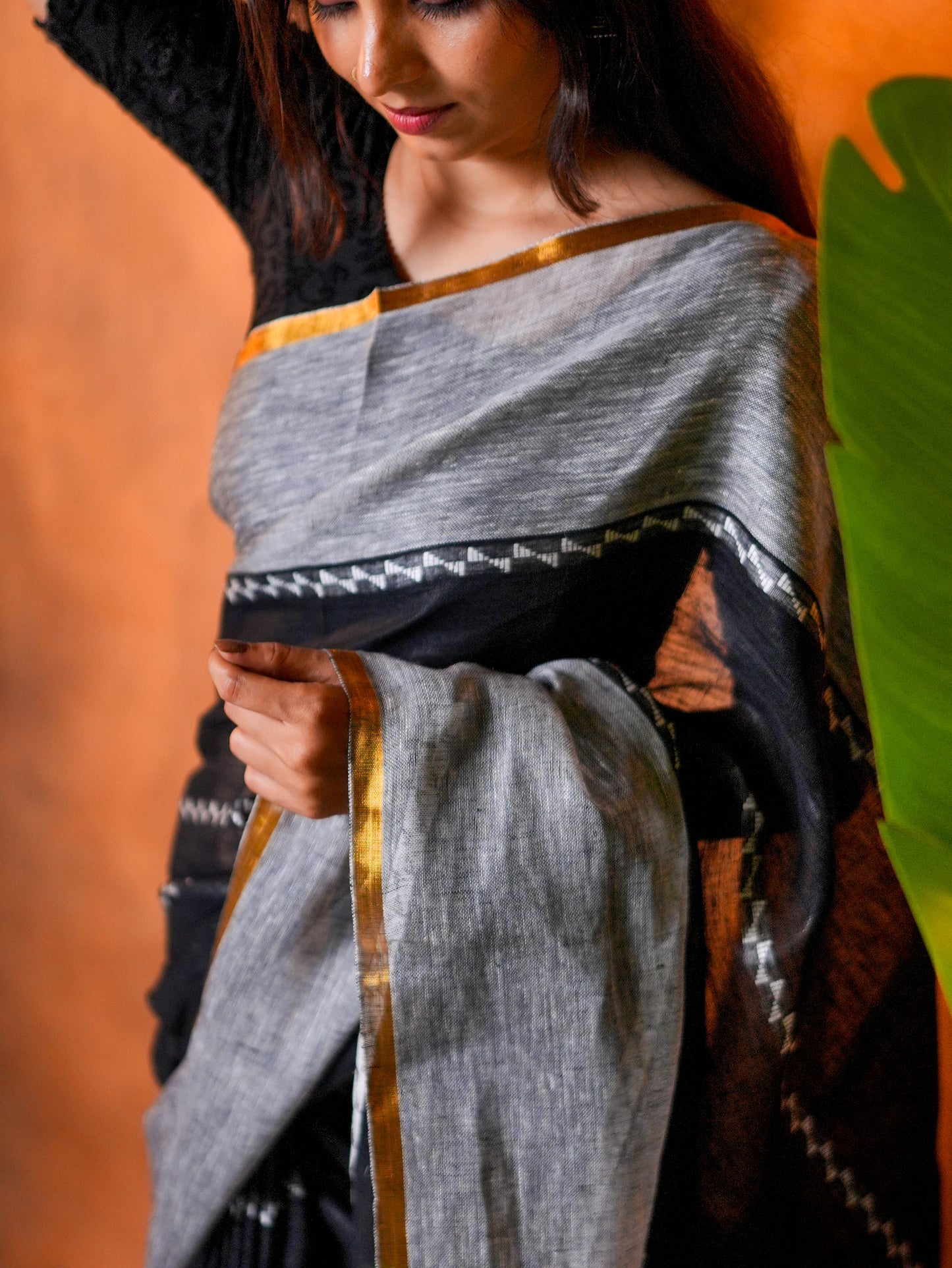 Linen Cotton Saree Grey Black Mustard Border - LCS-1-1001 - view 5