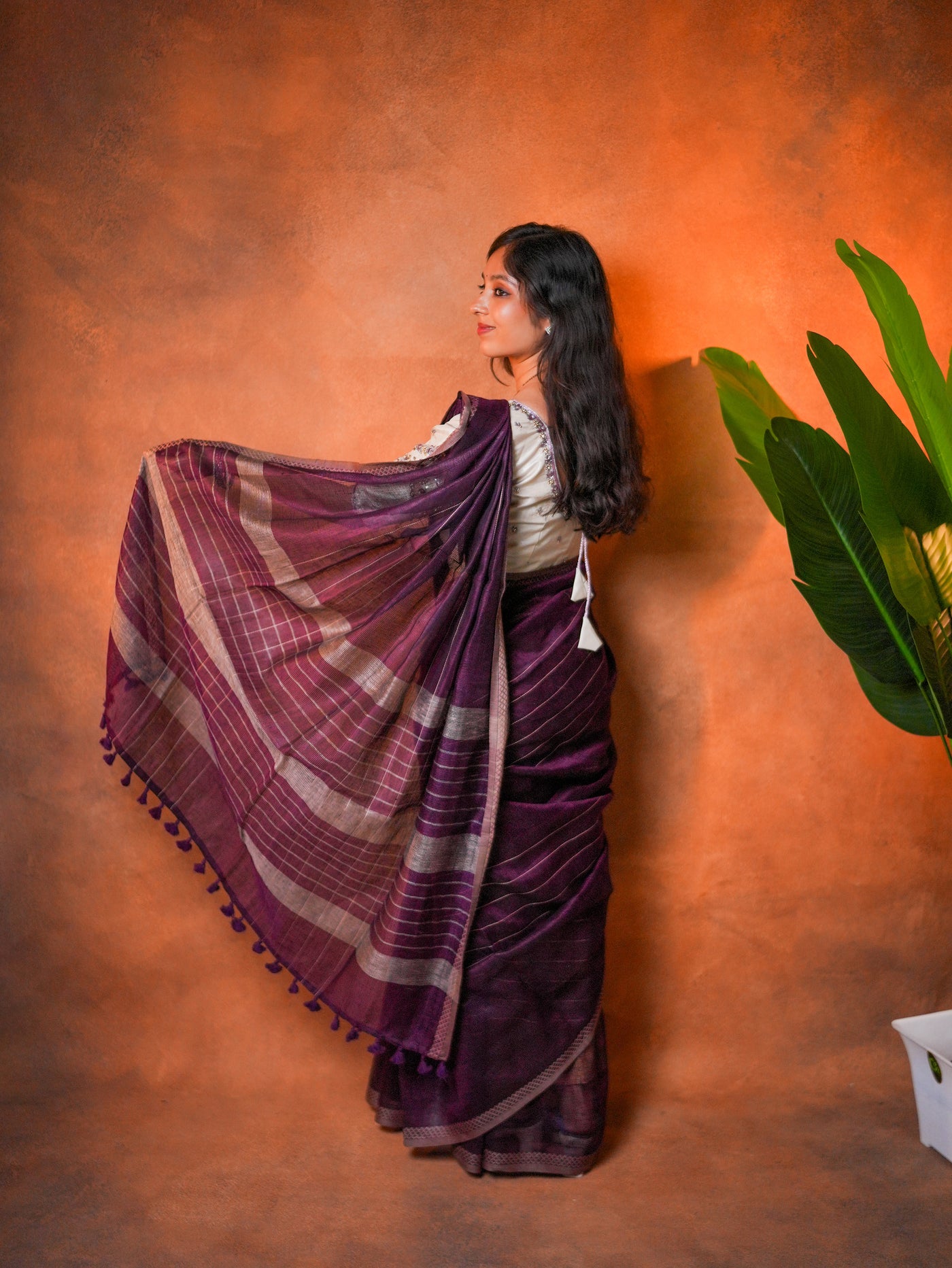 Linen Cotton Saree Purple Mustard Line Motifs - LCS-1-6005 - view 10