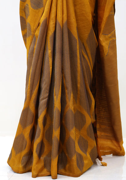 Dhupian Thread Silk Saree Mustard Gold Round Motif
