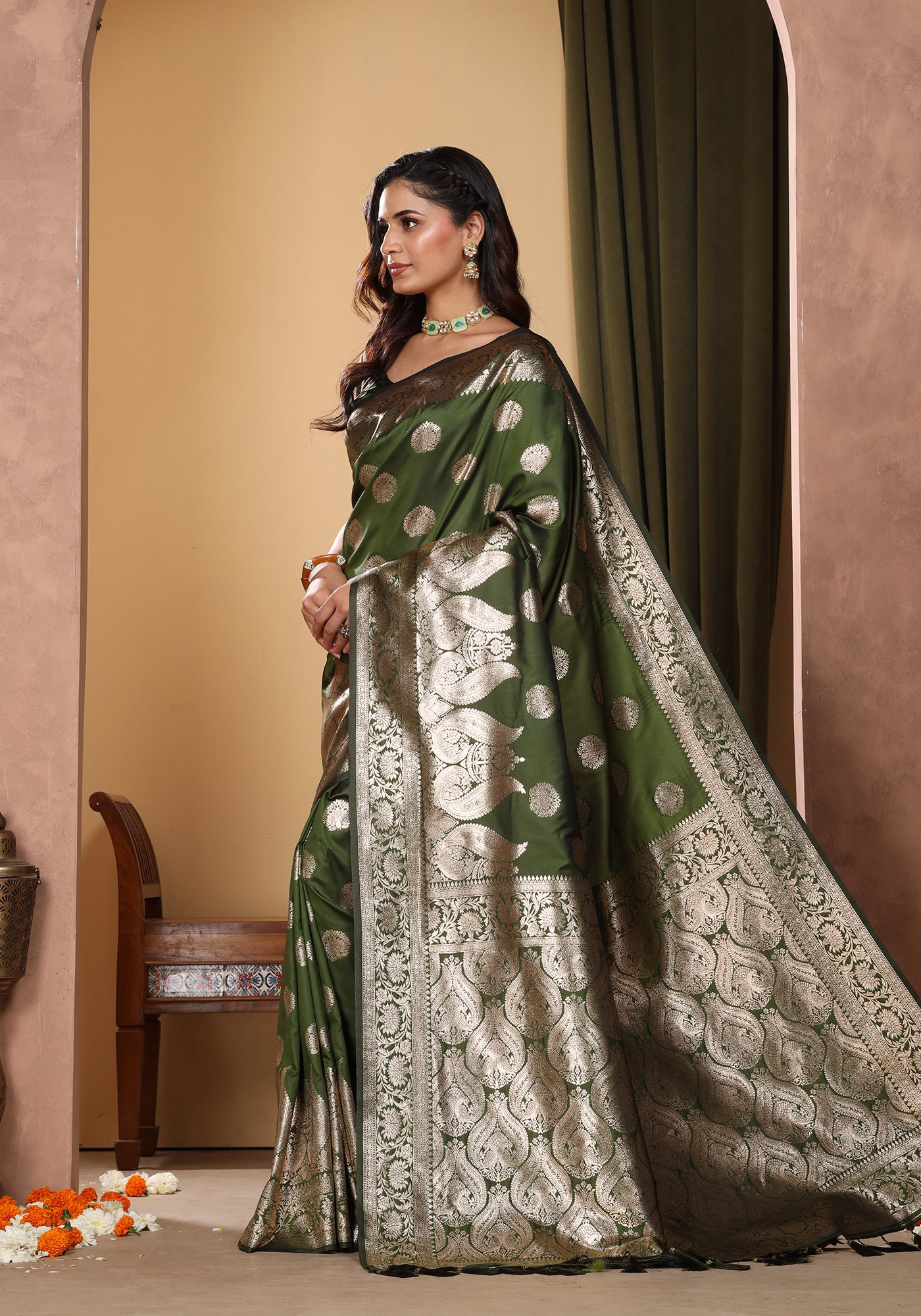 Satin Silk Pallu Saree Emerald Green Gold Buti