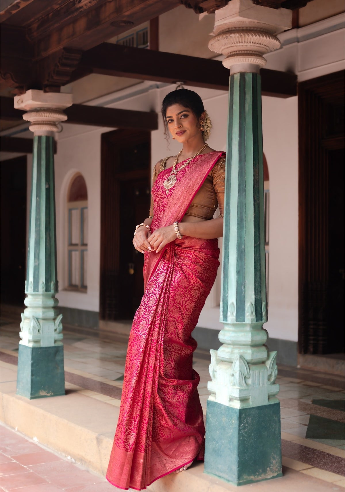 Premium Bridal Saree - Red and Gold - VIA-1-2601 - view 1