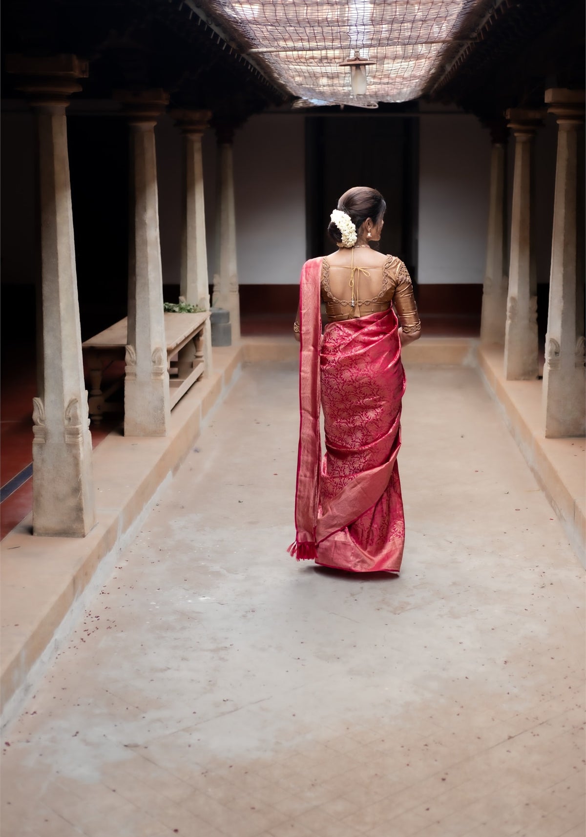 Premium Bridal Saree - Red and Gold - VIA-1-2601 - view 7