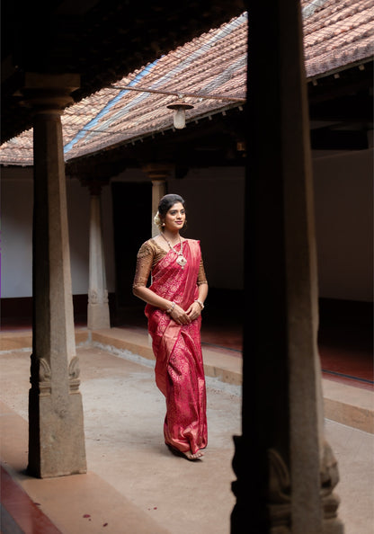 Premium Bridal Saree - Red and Gold - VIA-1-2601 - view 8