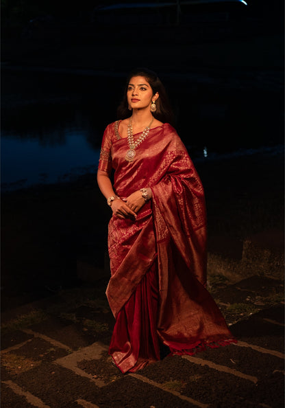 Premium Bridal Saree - Red and Gold - VIA-1-2602 - view 2