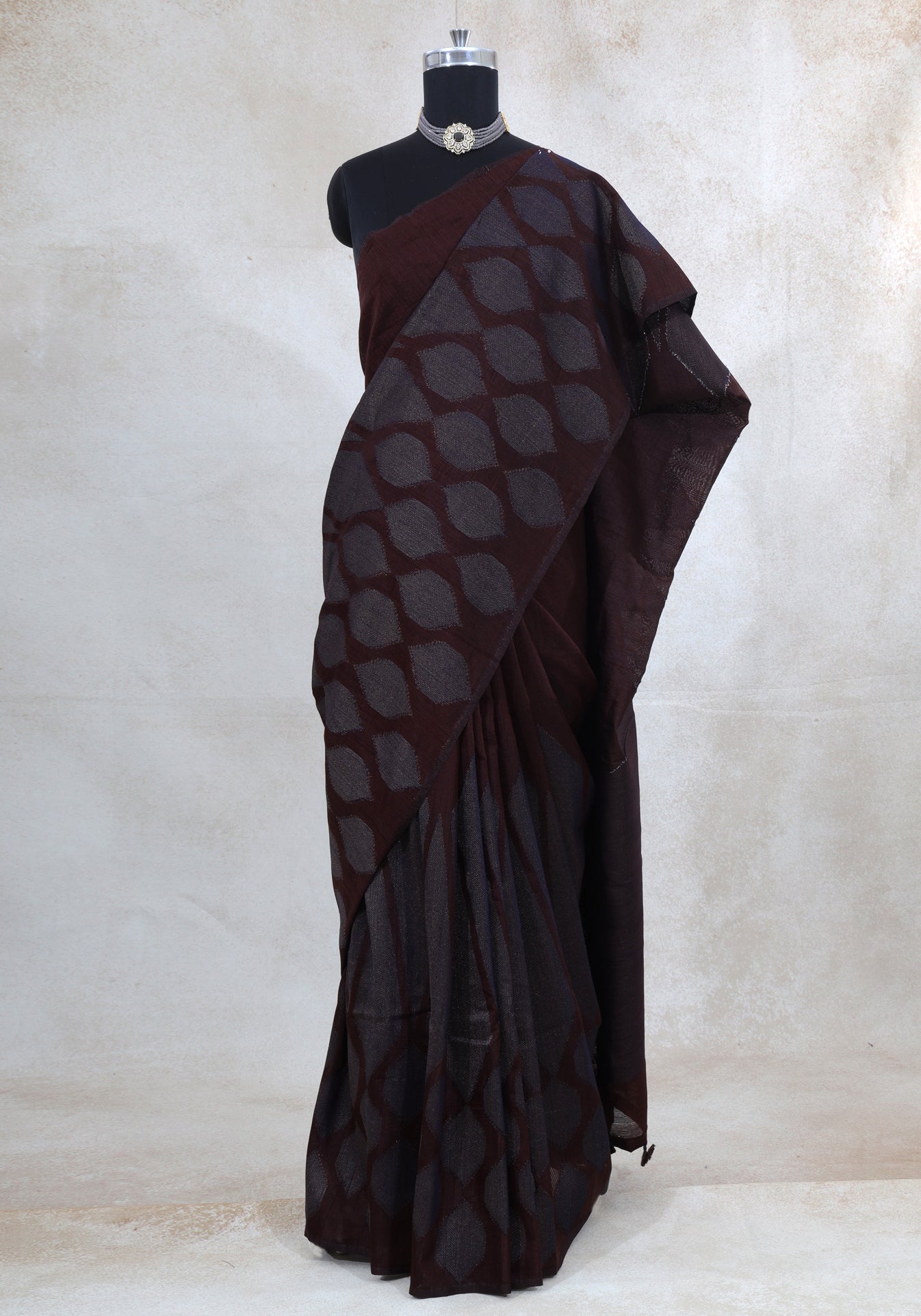 Dhupian Thread Silk Saree Deep Coffee Brown Woven Motif