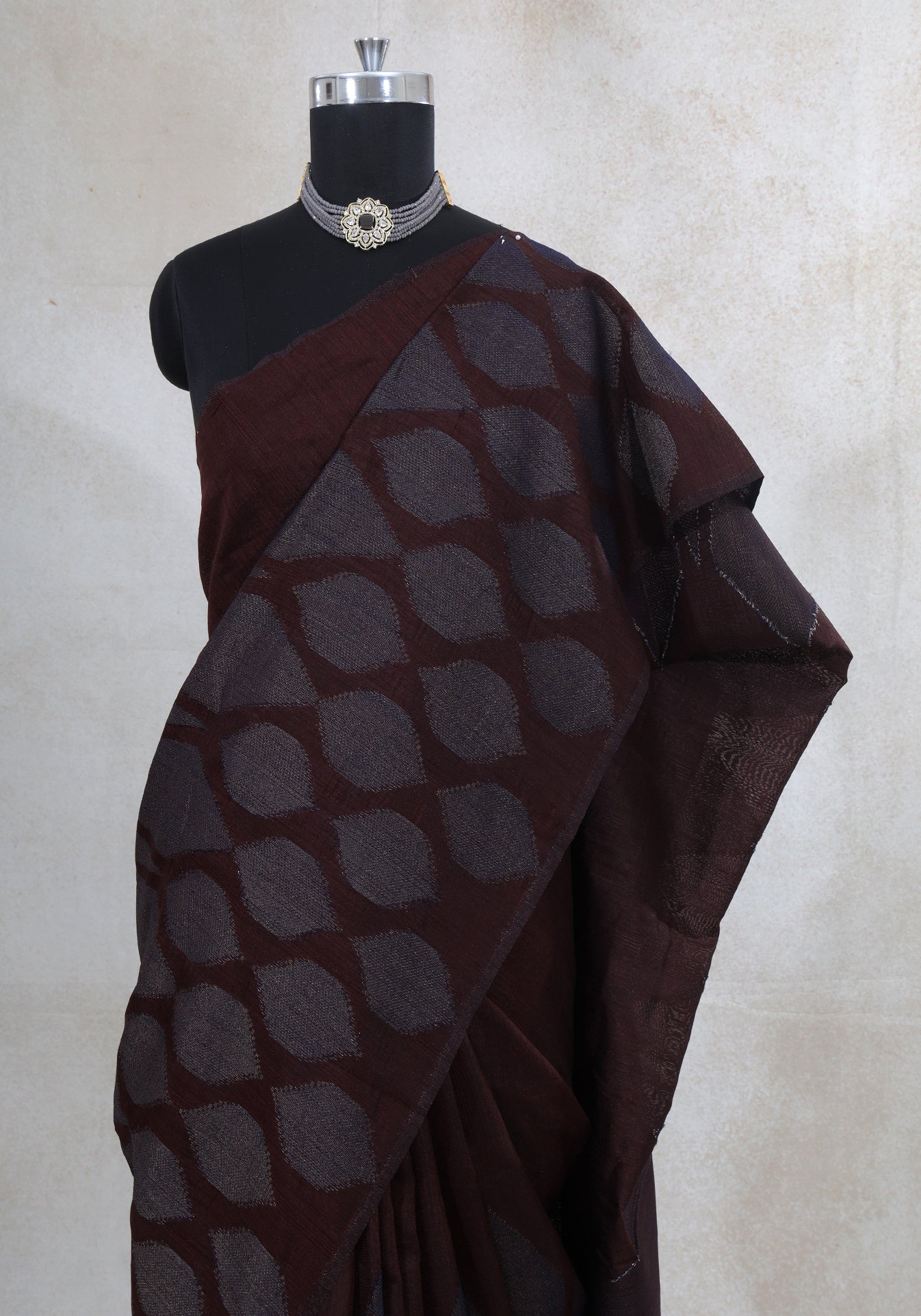 Dhupian Thread Silk Saree Deep Coffee Brown Woven Motif