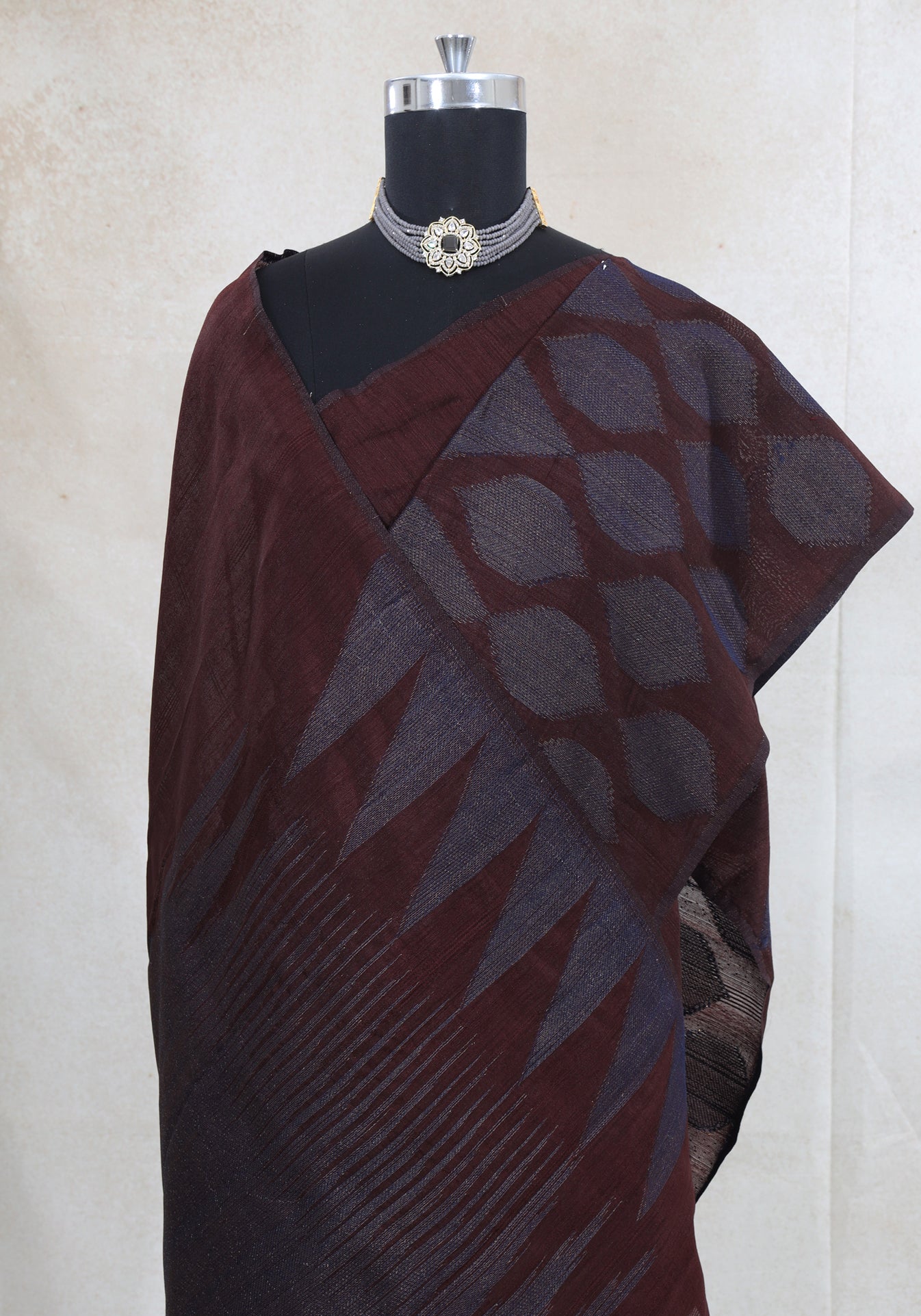 Dhupian Thread Silk Saree Deep Coffee Brown Woven Motif